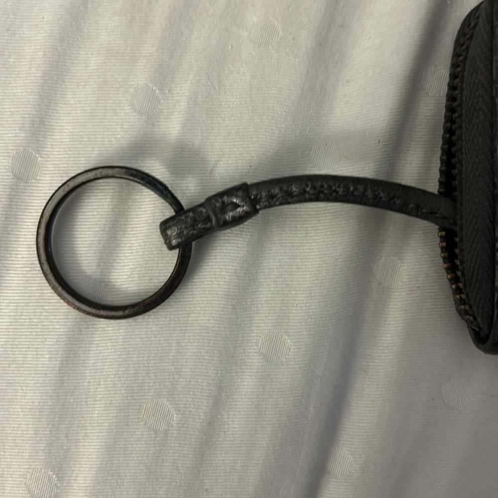 Tory Burch Zip Around card Holder/Cash. 
Keychain
Silver Leather/Smokey Grey - Picture 5 of 5